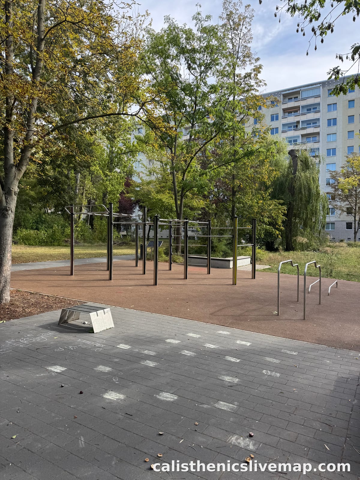 Outdoor Gym — Hanns-Eisler-Straße 80